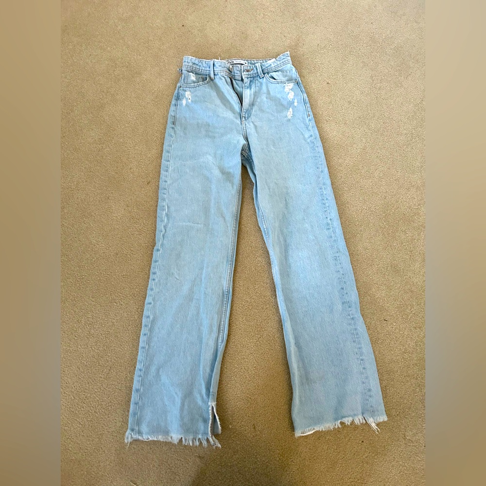 Zara USA size 2 high waisted jeans.